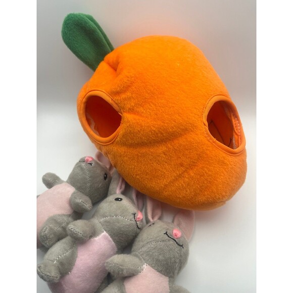 Bunnies ‘n Carrot Burrow Dog Puzzle - Picture 2 of 4